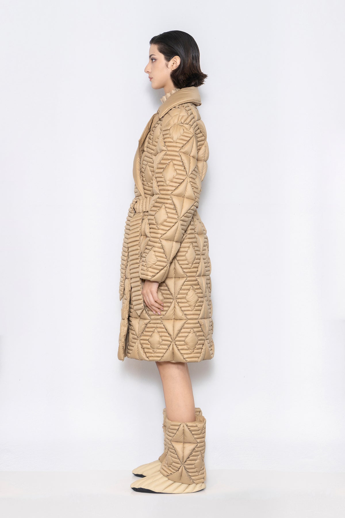 RAXXY QUILTED STRIPE LONG-LENGTH LAPEL GOOSE DOWN COAT