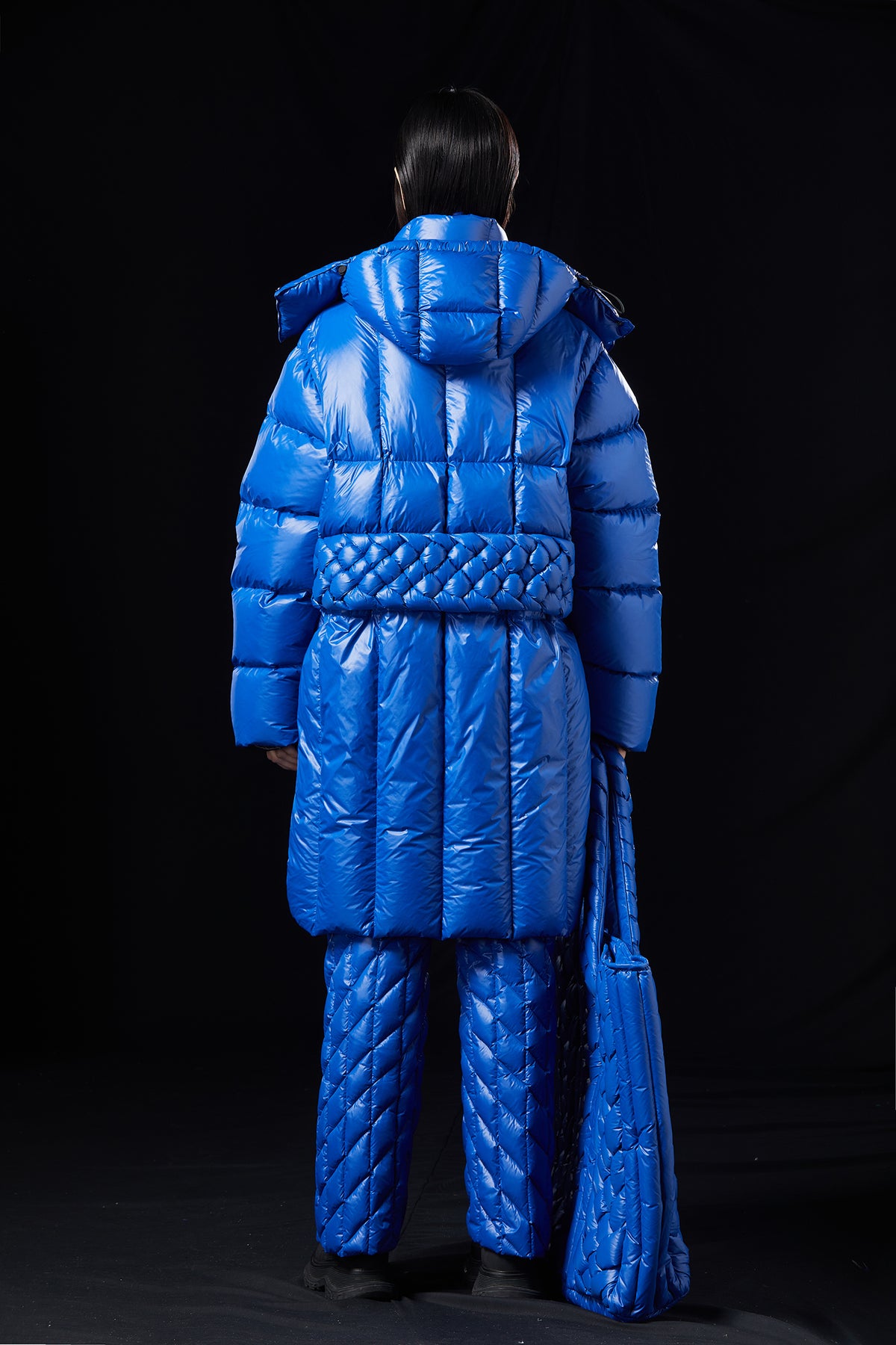 SOLID COLOR WEAVE HORNED GOOSE DOWN COAT