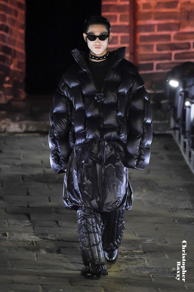 5-DIMENSIONAL GREAT WALL PROFILE GOOSE DOWN JACKET