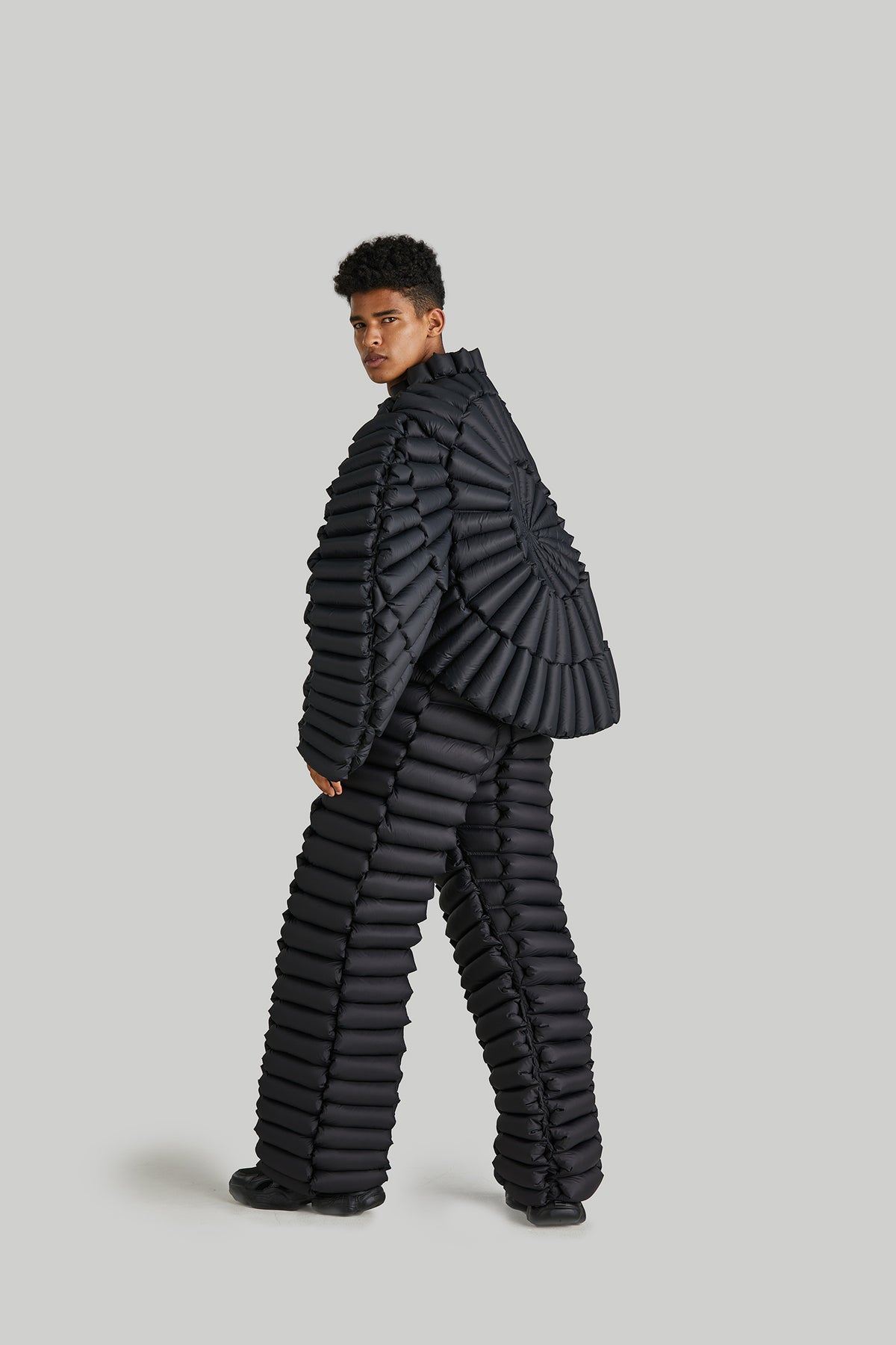 CLASSIC DIAMOND GOOSE DOWN JACKET