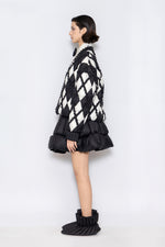 RAXXY BLACK AND WHITE QUILTED CHECK PATTERN V-NECK GOOSE DOWN CARDIGAN