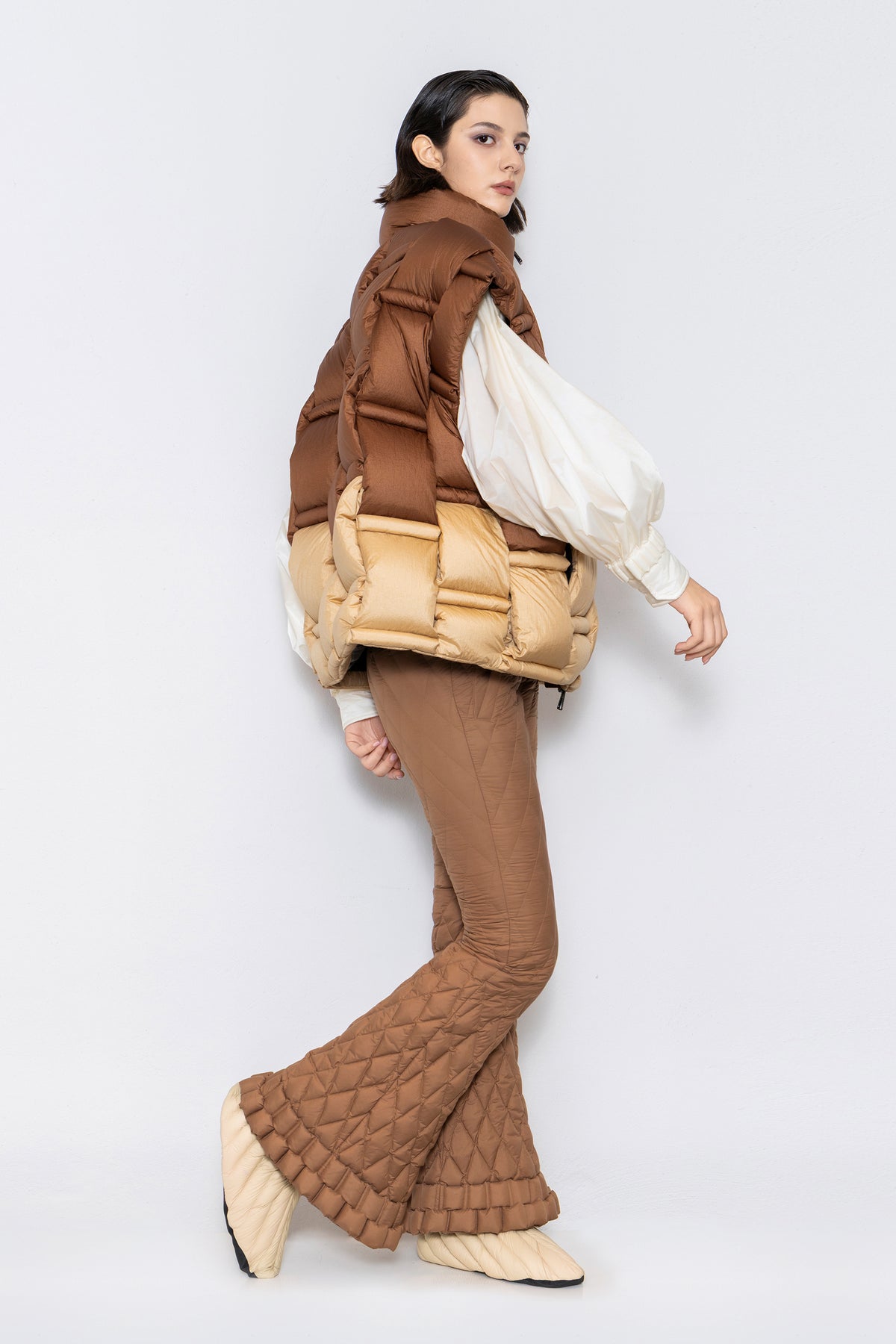 RAXXY CLASSIC GRADIENT WOVEN GOOSE DOWN VEST