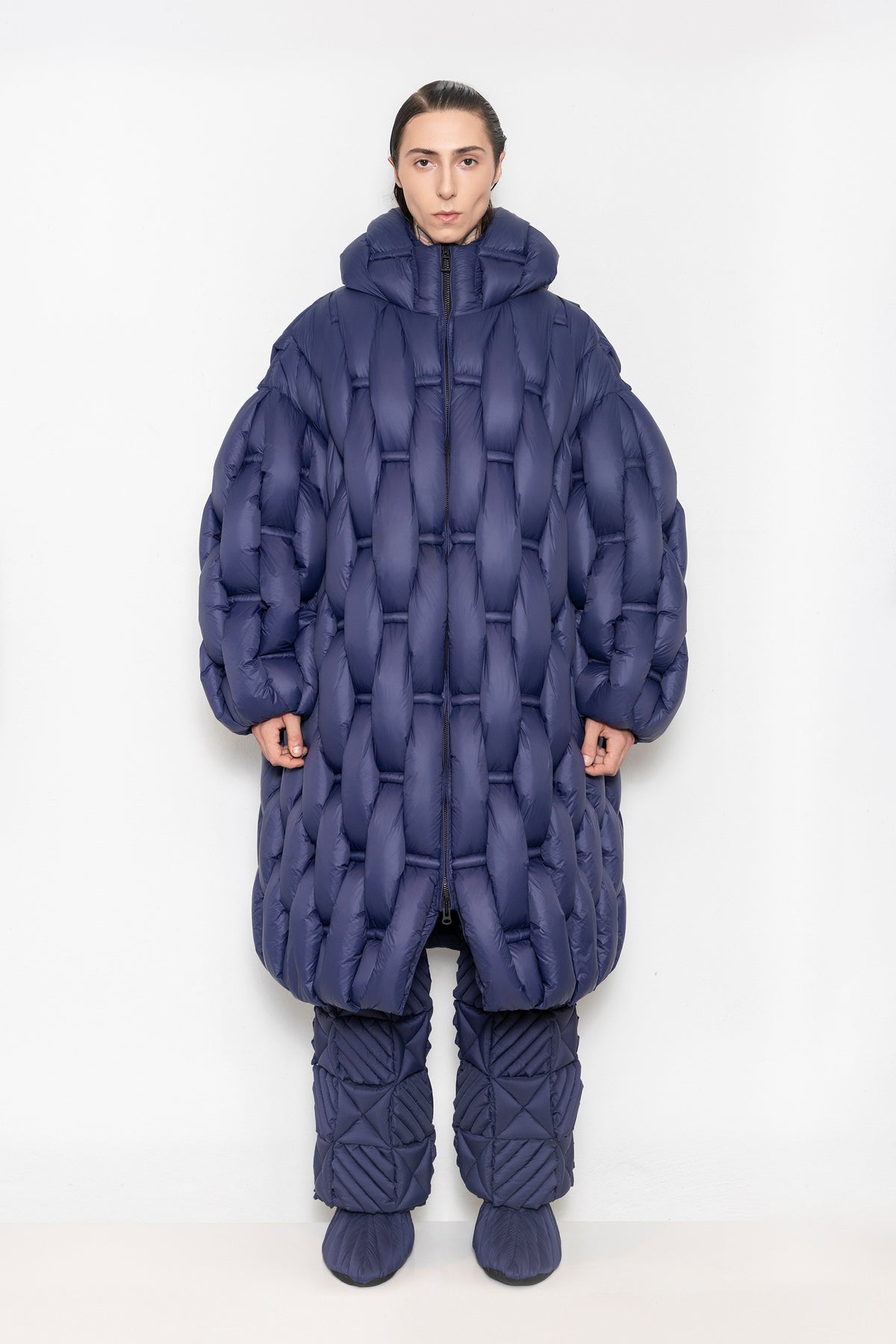 RAXXY BAMBOO WOVEN TEXTURE LONG LENGTH HOODED OVERSIZED GOOSE DOWN COAT