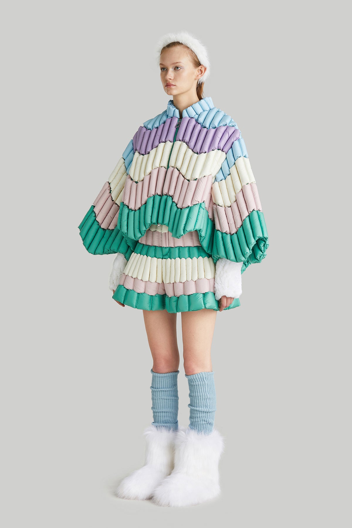 WAVE SILHOUETTE GOOSE DOWN JACKET