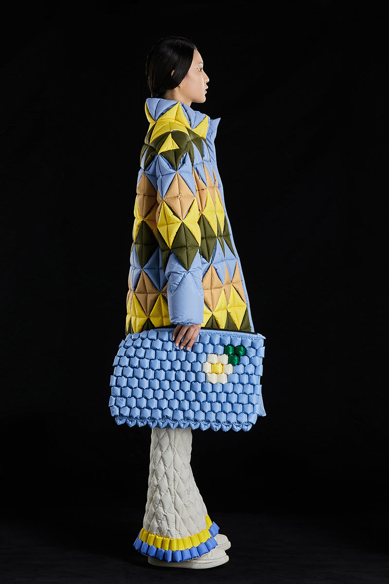 COLOR RHOMBUS PATCH GOOSE DOWN COAT