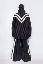 RAXXY CLASSIC BLACK & WHITE V-PATTERN GOOSE DOWN JACKET