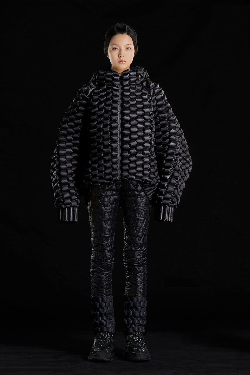 GOLD PEARL 5-DIMENSIONAL KIRIN PATTERN BATWING SLEEVES GOOSE DOWN JACKET