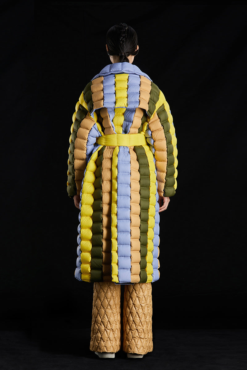 5-DIMENSIONAL GREAT WALL COLORFUL GOOSE DOWN TRENCH COAT