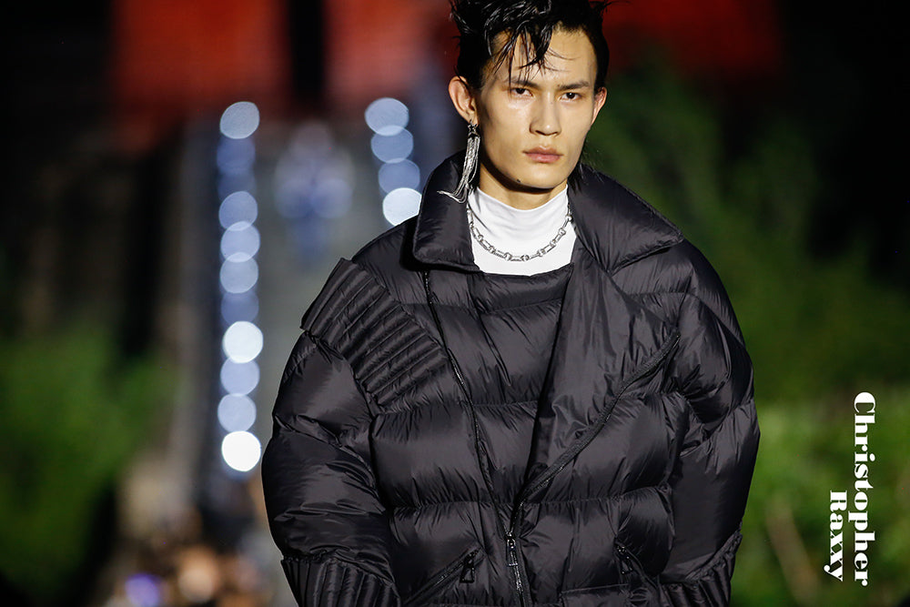 5-DIMENSIONAL BULLET PATTERN EMBELLISHED GOOSE DOWN RIDER JACKET