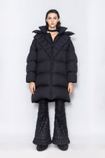 RAXXY V-PATTERN HOODED LONG-LENGTH GOOSE DOWN JACKET