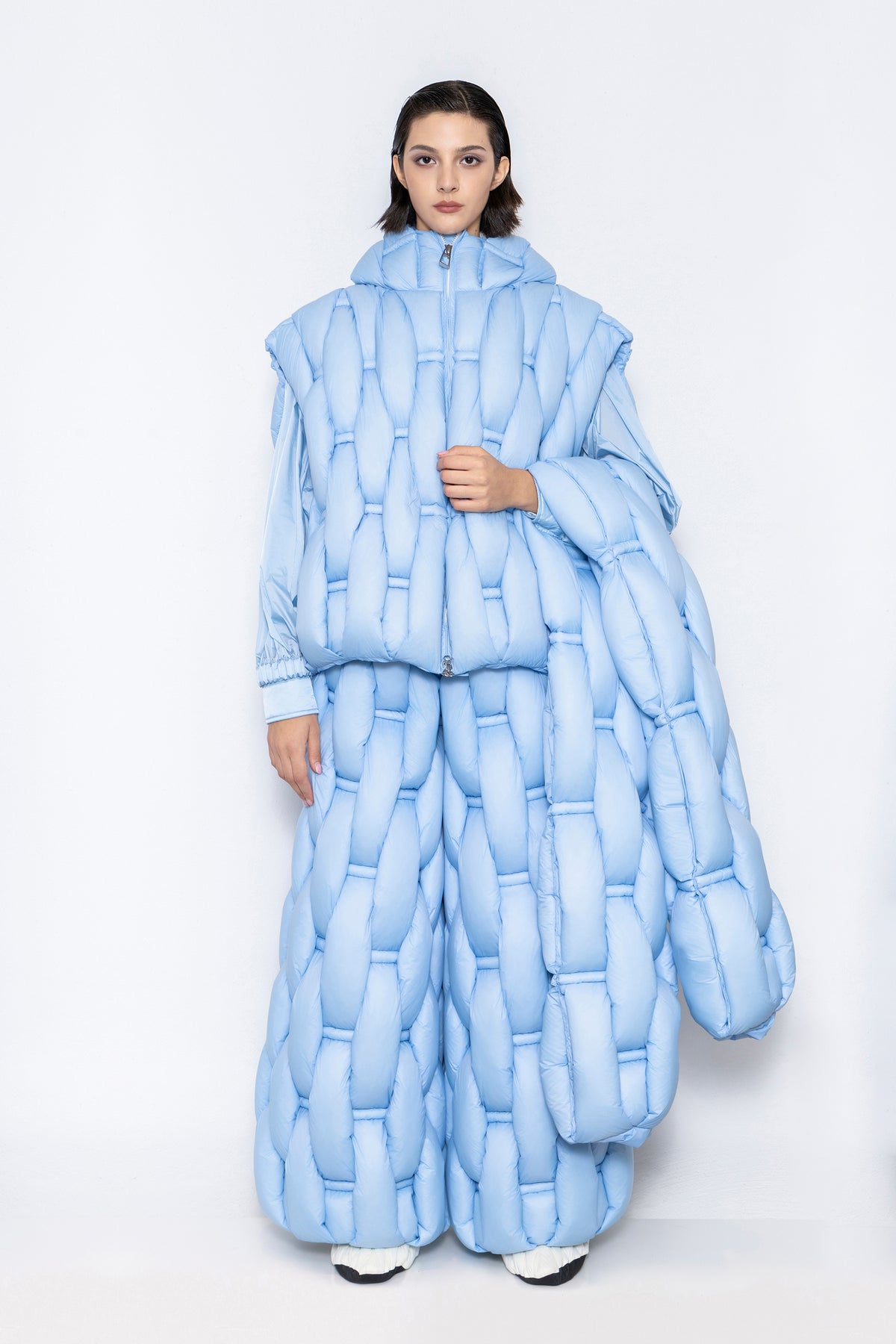 RAXXY BAMBOO WOVEN TEXTURE HOODED GOOSE DOWN VEST