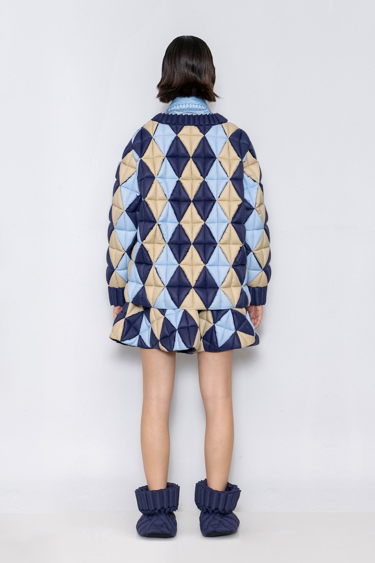 RAXXY DIAMOND PATTERN V-NECK GOOSE DOWN CARDIGAN