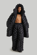 THREE DIMENSIONAL SILHOUETTE GOOSE DOWN PARKA