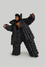 THREE DIMENSIONAL SILHOUETTE GOOSE DOWN PARKA