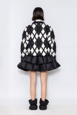 RAXXY BLACK AND WHITE QUILTED CHECK PATTERN V-NECK GOOSE DOWN CARDIGAN