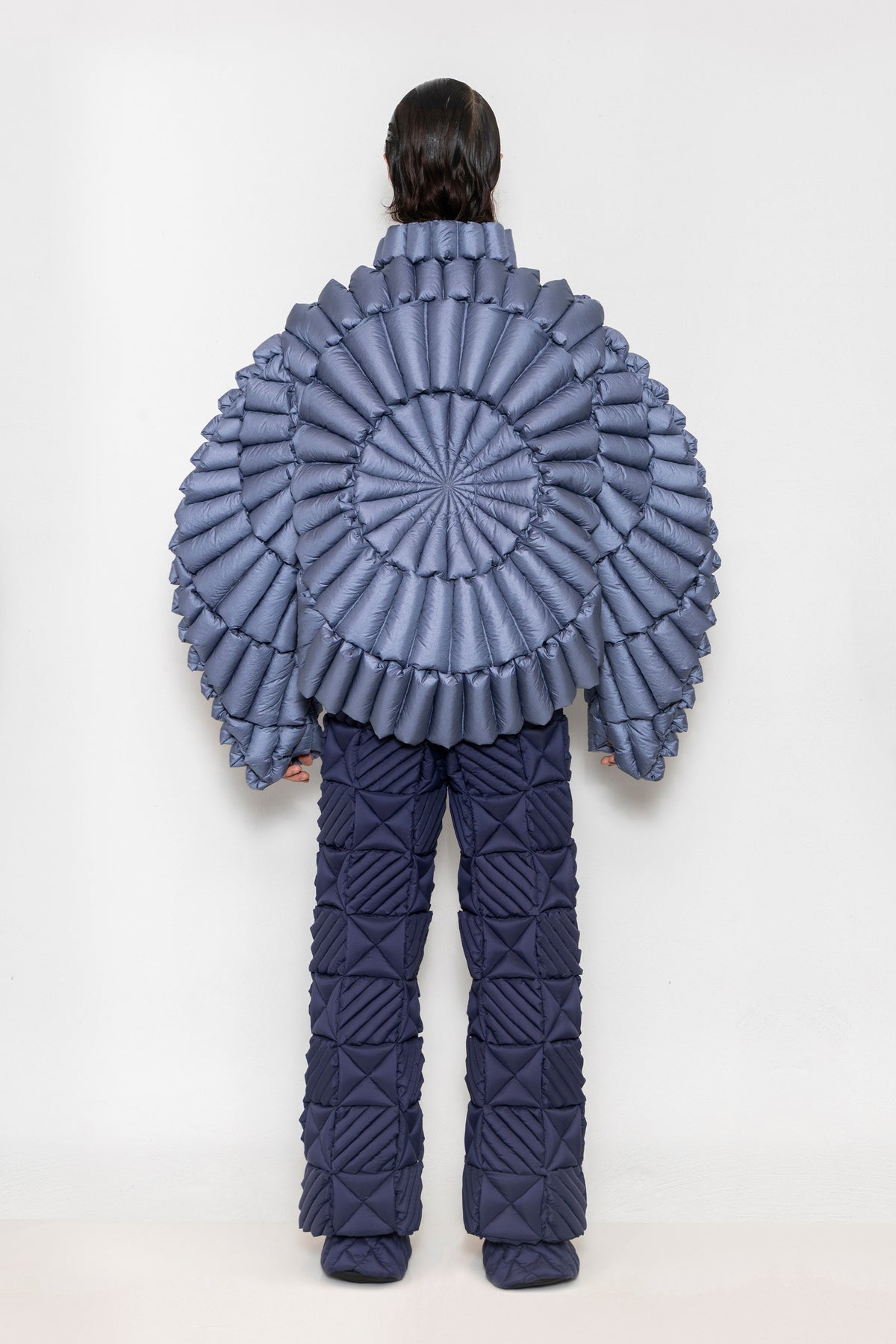 RAXXY CLASSIC "CURVED ARC" TEXTURE GOOSE DOWN JACKET