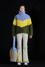 5-DIMENSIONAL TEXTURED THREE-TONE GOOSE DOWN TURTLENECK SWEATER