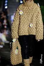 5-DIMENSIONAL TEXTURED TURTLENECK GOOSE DOWN SWEATER